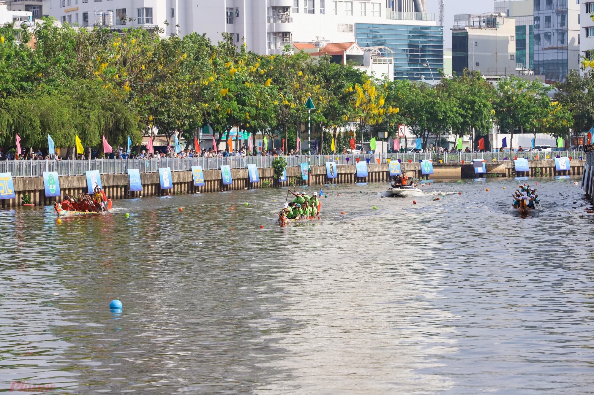 Cuộc đua có 9 đội tham dự gồm 2 đội ở TPHCM, 7 đội đua khác đến từ Kiên Giang, Bình Dương, Bình Phước và Tây Ninh.