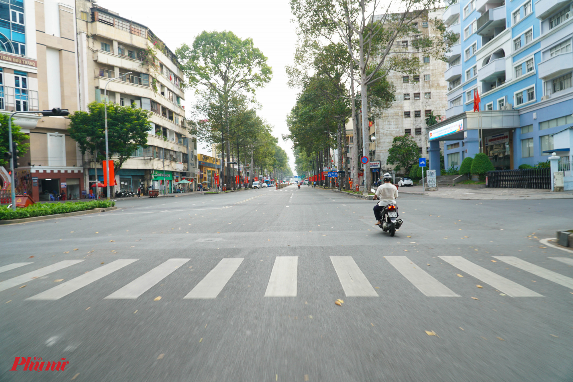 Tại các nhánh đường ngoài trung tâm TP, lượng phương tiện lưu thông tương đối ít, một số thời điểm đường sá thông thoáng, ít xe qua lại