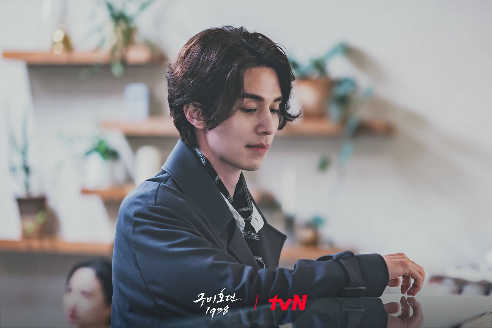 Lee Dong Wook trở lại với vai diễn hồ ly.