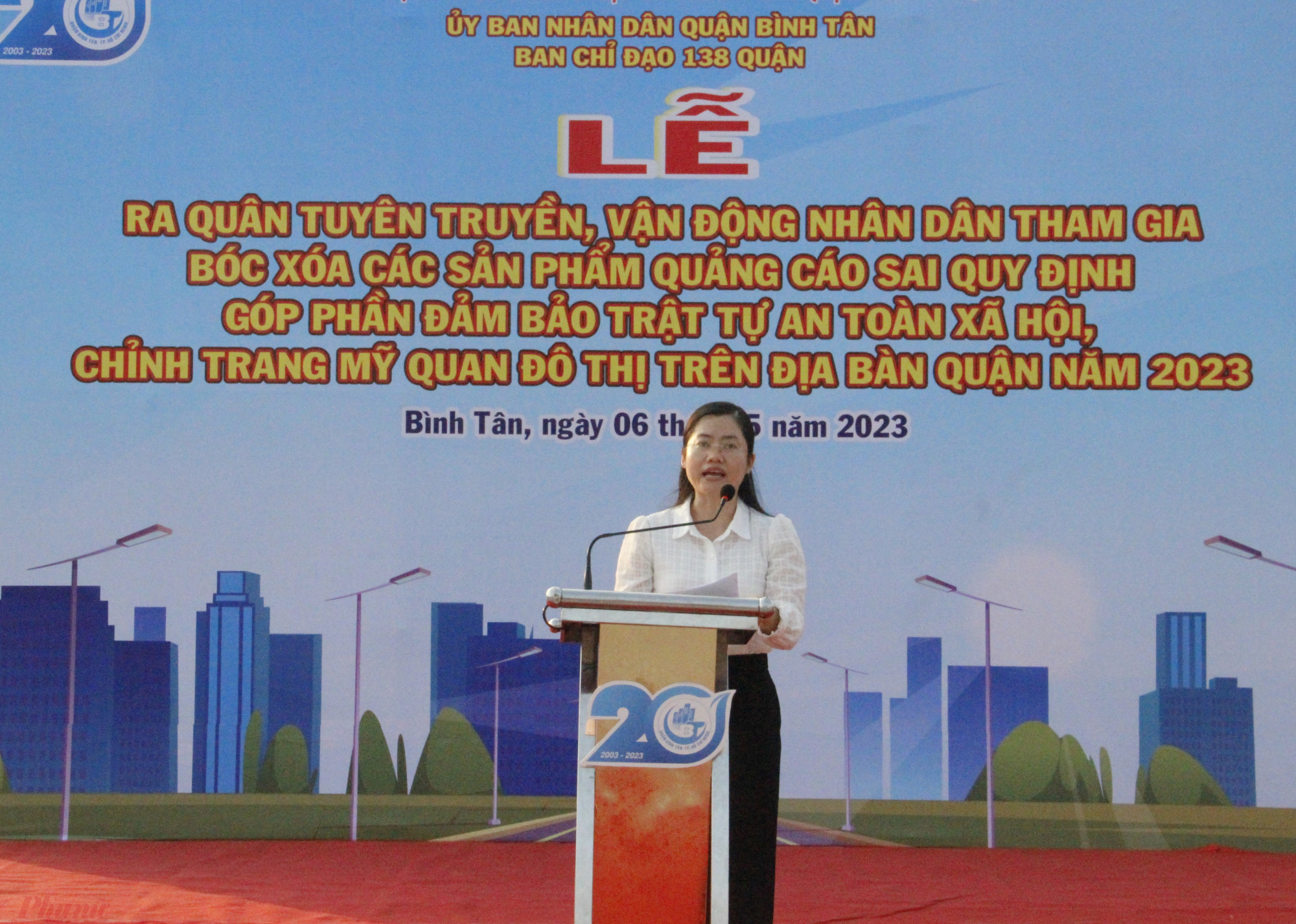Bà Lê Thị Ngọc Dung - Phó Chủ tịch UBND quận Bình Tân - phát biểu tại lễ phát động.