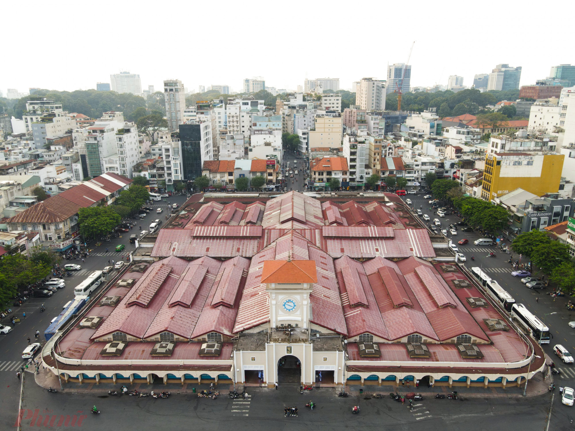 Hiện nay, chợ Bến Thành đang được làm hồ sơ để công nhận di tích lịch sử cấp quốc gia.