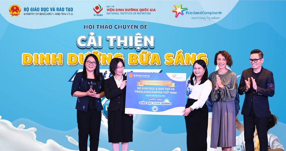 Cô Gái Hà Lan đồng hành cùng Bộ Giáo dục - Đào tạo triển khai giáo án dinh dưỡng điện tử tại các trường trên toàn quốc - Ảnh: FrieslandCampina