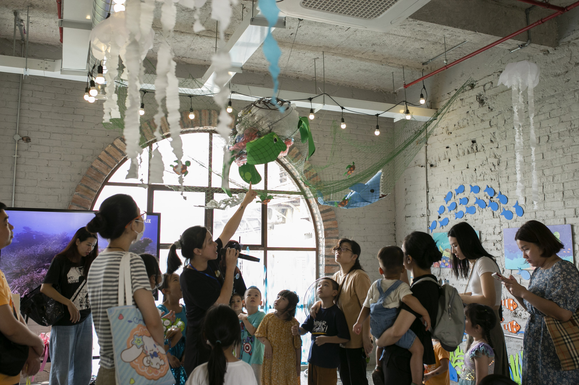 Trước đó, sự kiện Đại dương là nhà đã được tổ chức tại Hà Nội, thu hút phụ huynh và các bé tham dự