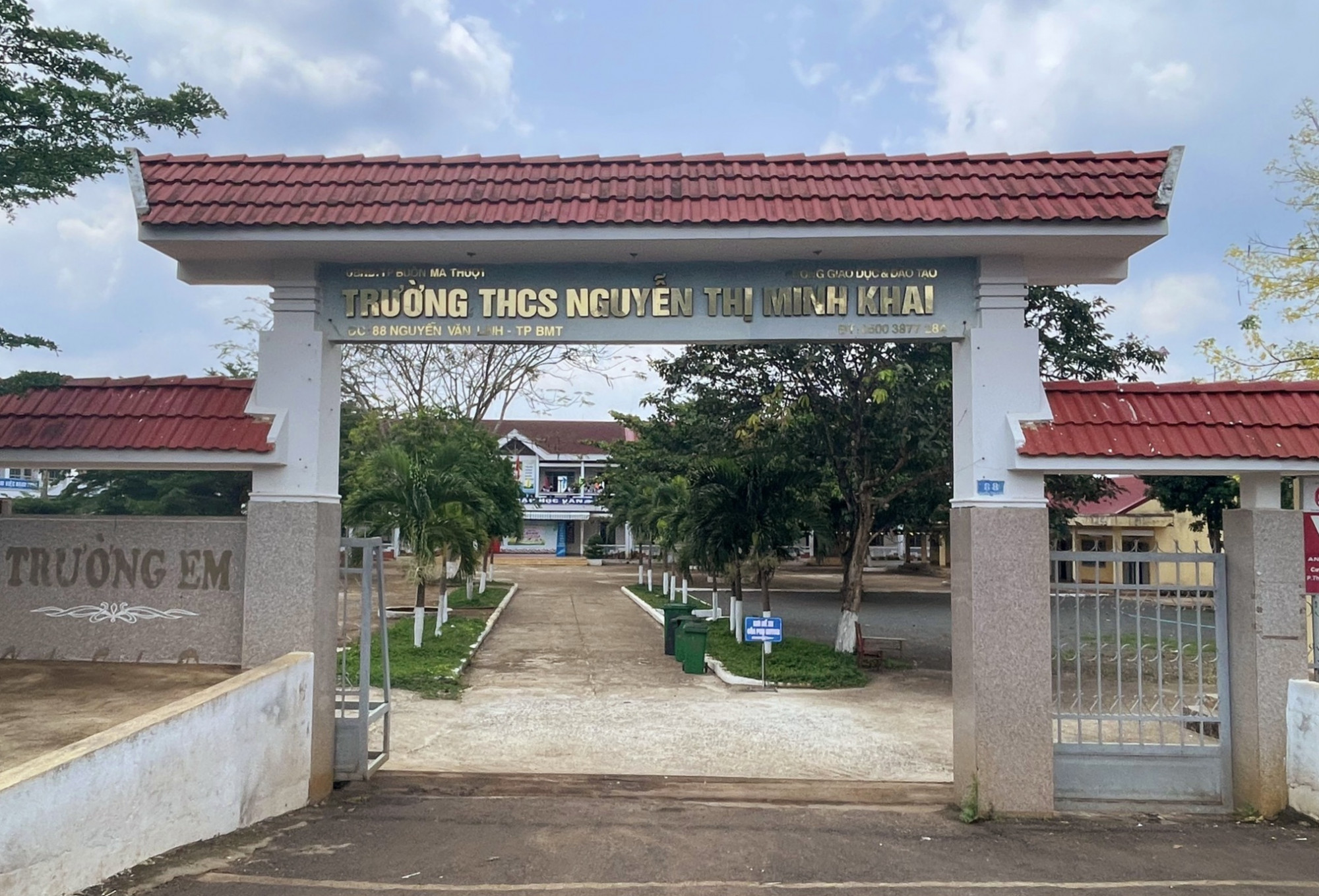 Trường THCS Nguyễn Thị Minh Khai 