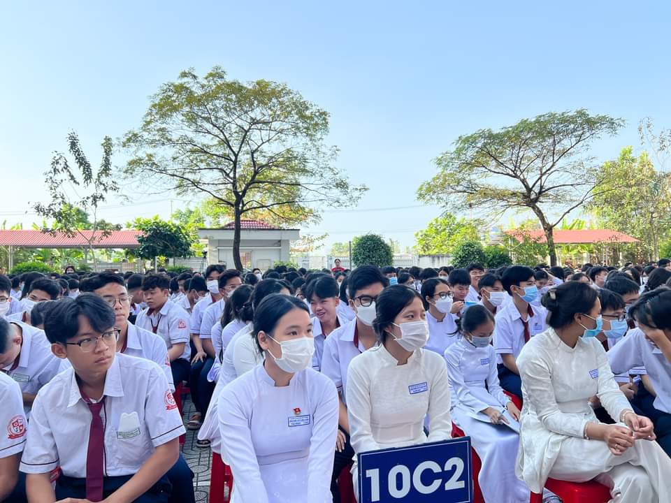 Trường Năng khiếu TDTT huyện Bình Chánh là trường đầu tiên công bố danh sách học sinh trúng tuyển lớp 10