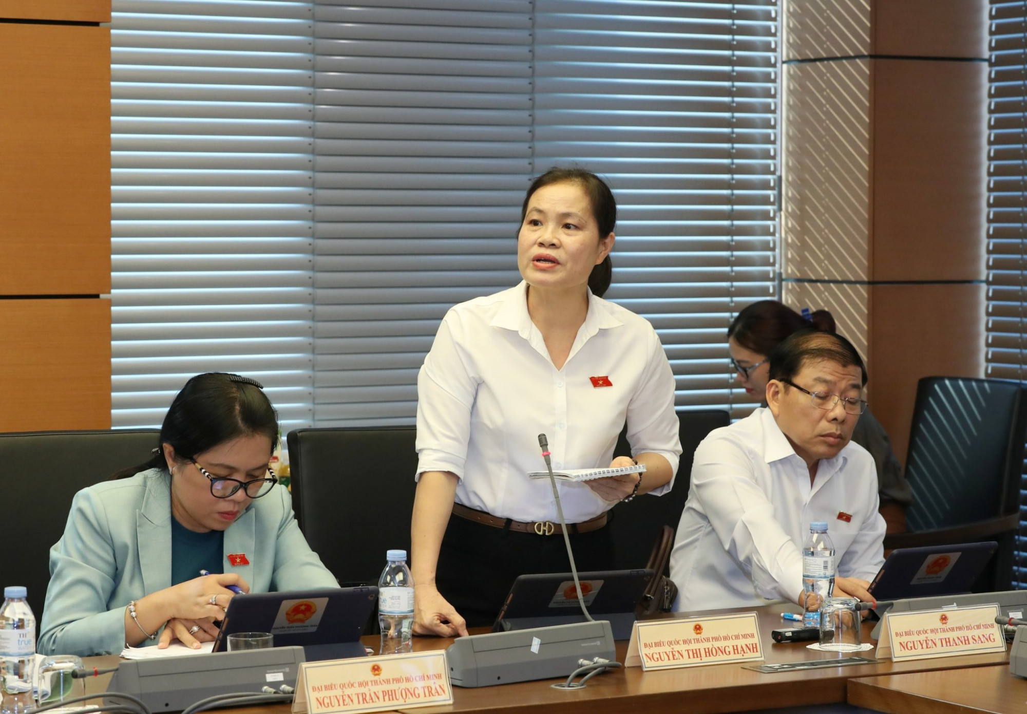 ĐBQH Nguyễn Thị Hồng Hạnh đề nghị có quy định cụ thể để