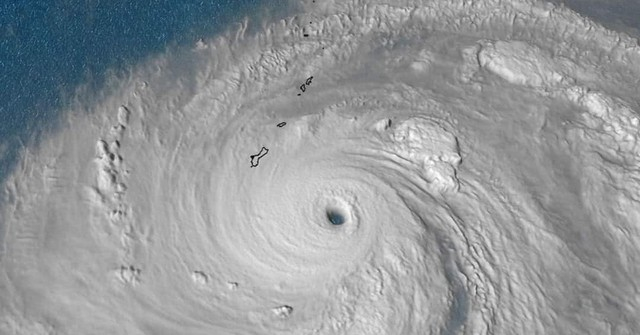 Bão Mawar là cơn bão thứ 2 hoạt động trên khu vực Tây Bắc Thái Bình Dương trong mùa bão năm 2023