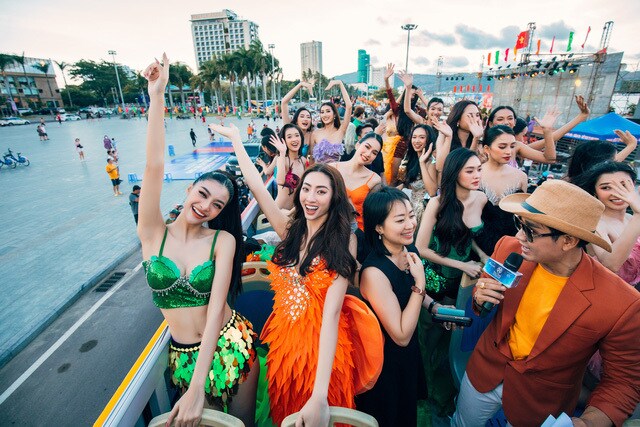 Hoạt động diễu hành đường phố khiến dư luận xôn xao tại cuộc Thi Hoa hậu Thế giới Việt Nam 2022