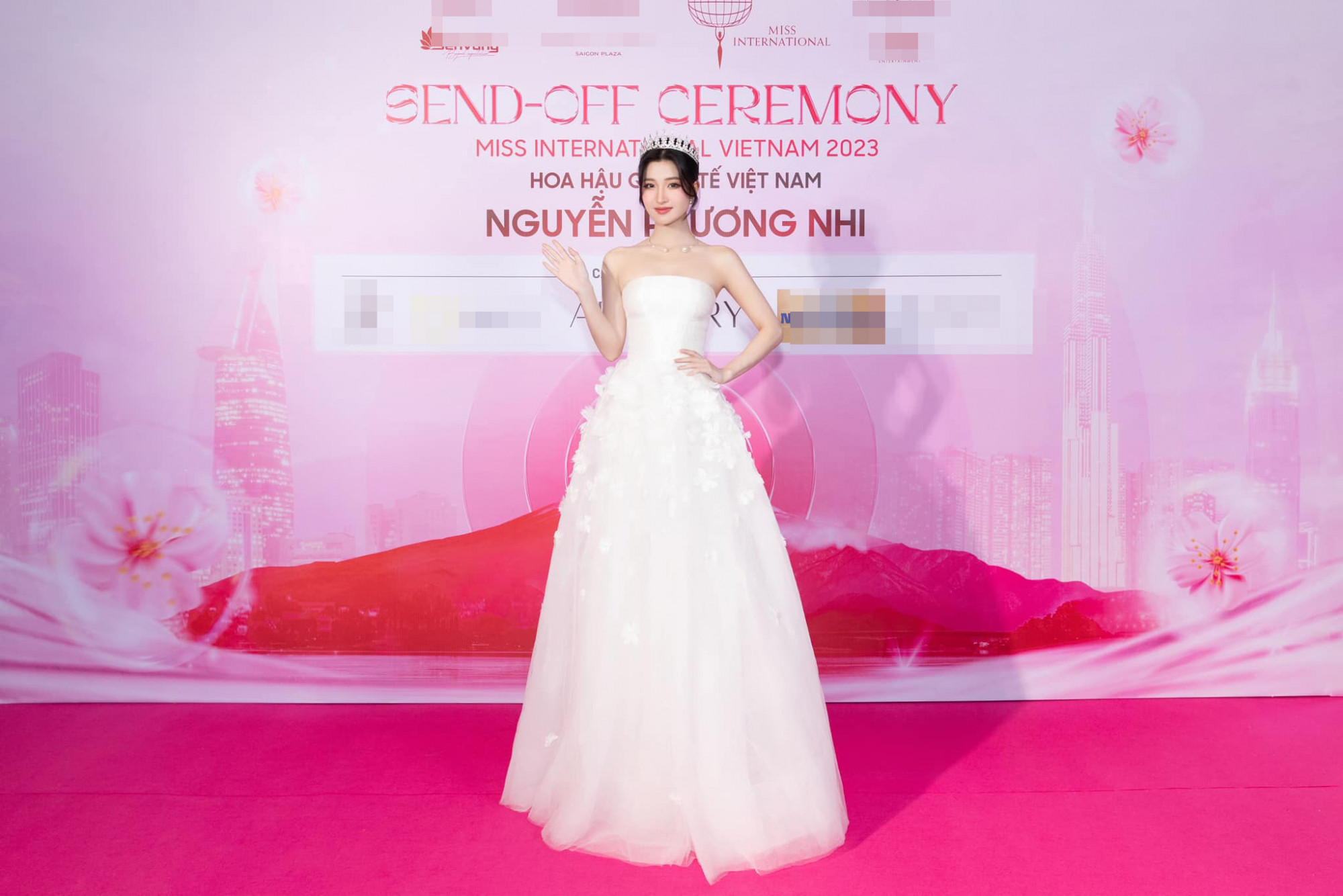 Á hậu Phương Nhi trong sự kiện trao băng đeo đại diện Việt Nam Thi Hoa hậu Quốc tế 2023. 