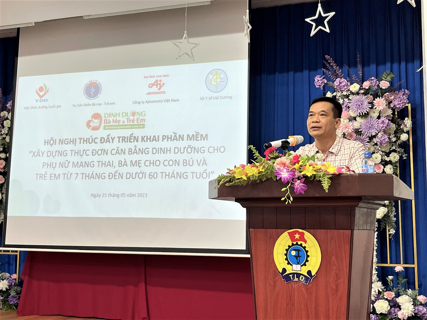 Tiến sĩ Trần Đăng Khoa - Phó vụ trưởng Vụ Sức khỏe bà mẹ và trẻ em phát biểu tại hội nghị ngày 25/5 tại Hải Dương - Ảnh: Ajinomoto cung cấp