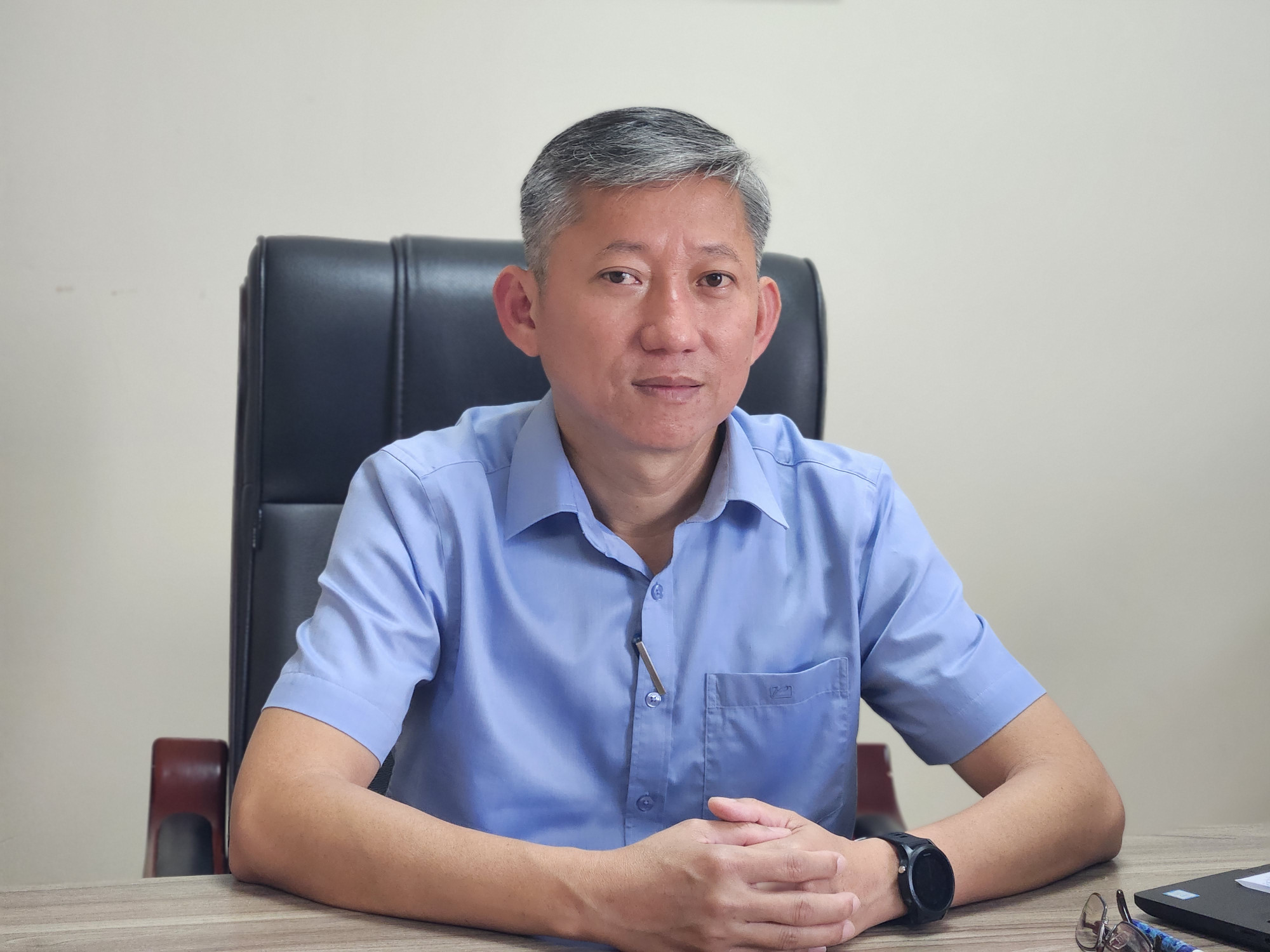 Phó giám đốc Sở GD-ĐT TPHCM Dương Trí Dũng yêu cầu trường học phải mở cổng đón học sinh xuyên suốt 3 tháng hè