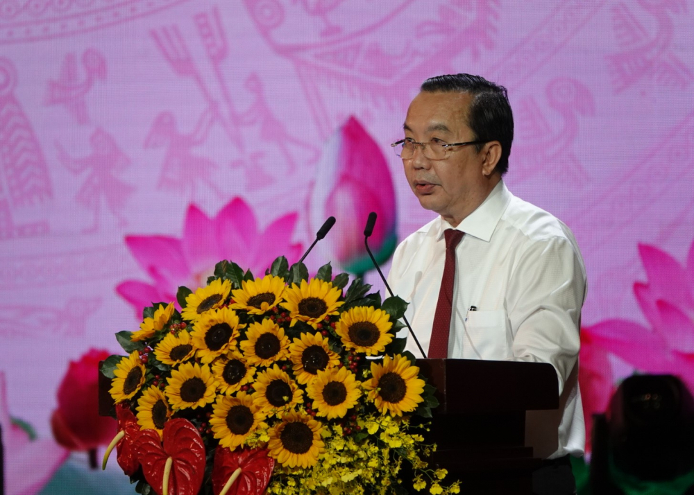 Giám đốc Sở Văn hóa và Thể thao TPHCM Trần Thế Thuận phát biểu tại hội nghị.