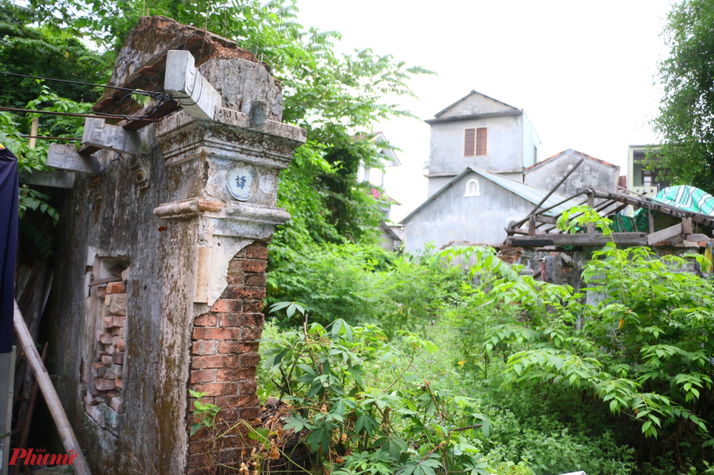 Đến nay các công trình trong khu vực đình làng đã sụp đổ hoàn toàn. Duy nhất bức bình phong quý nằm hướng ra mặt sông An Cựu đang được UBND phường Phú Nhuận TP Huế tự bỏ kinh phí thiết lập hàng rào, khoanh vùng để bảo vệ tạm thời.