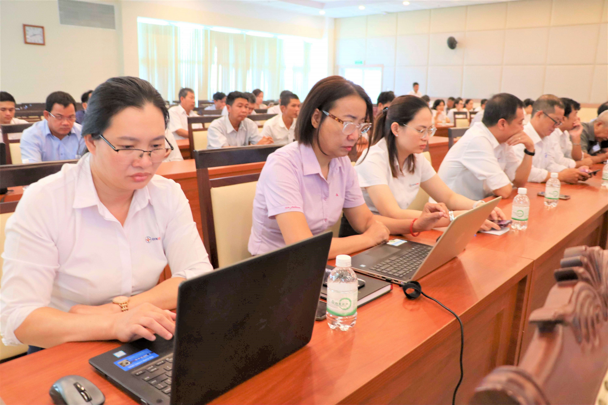 Các đơn vị tham dự tập huấn - Ảnh: PC Khánh Hòa