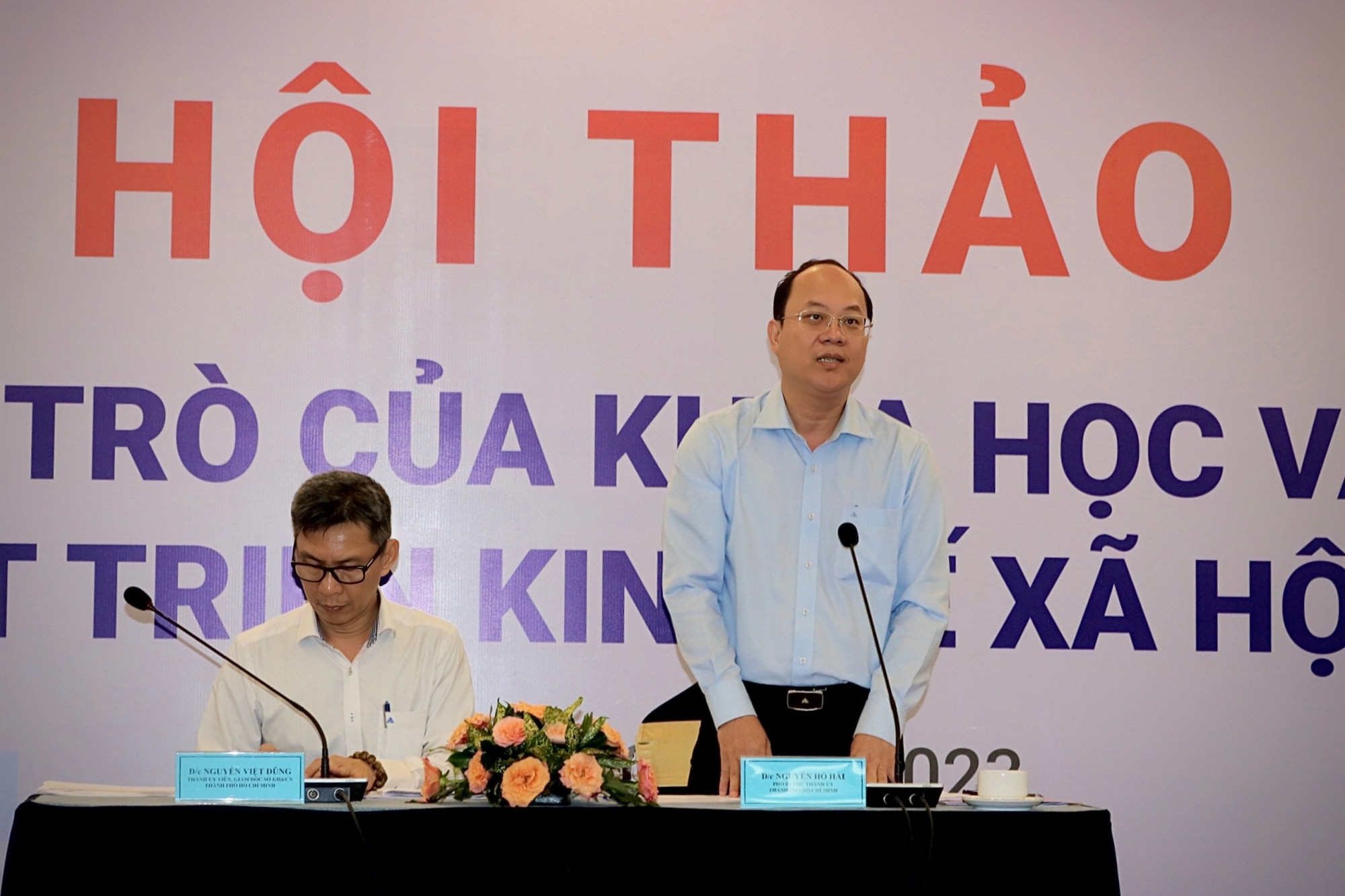 Ông Nguyễn Hồ Hải, Phó Bí thư Thành ủy TPHCM phát biểu tại hội thảo