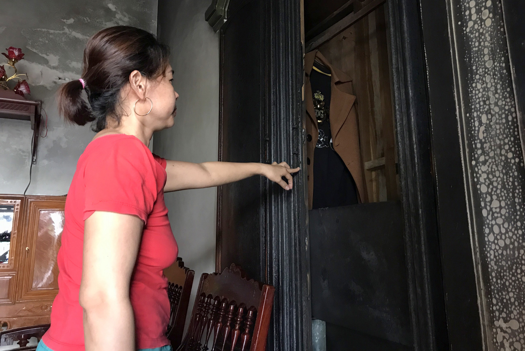 Ngôi nhà của chị H. bị cháy sém sau vụ hoả hoạn - Ảnh: Phan Ngọc