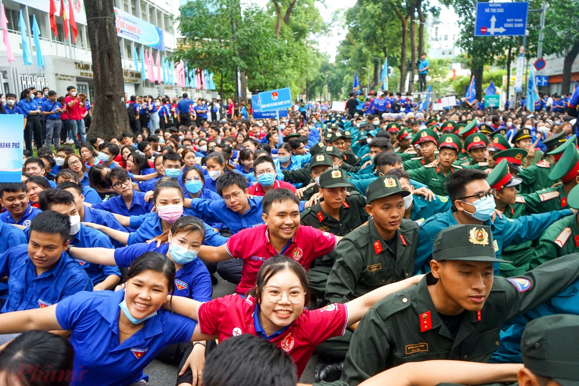 Một trong những điểm mới của các Chiến dịch năm nay theo định hướng Nghị quyết Đại hội Đoàn toàn quốc lần thứ XII là thực hiện chủ trương 3 liên kết (liên kết lực lượng: Thanh niên với nông dân, công nhân, phụ nữ, công an, quân đội…; liên kết địa bàn: nông thôn, đô thị, vùng, miền, địa phương; liên kết cộng đồng: tổ chức Đoàn với các câu lạc bộ, tổ, đội, nhóm tự phát; các tổ chức, cá nhân).