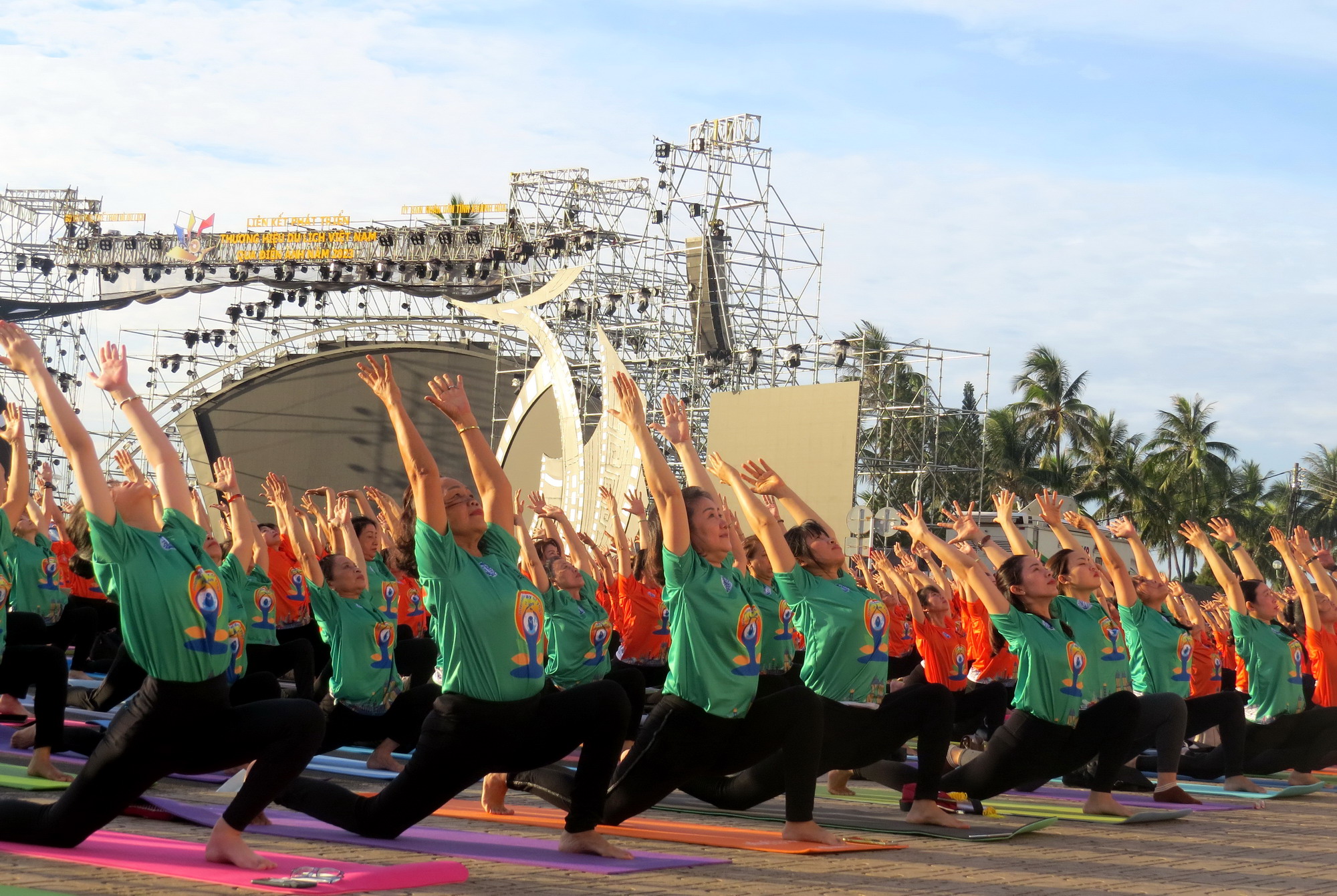 Ngày 11/12/2014, Đại hội đồng Liên hiệp quốc đã công bố lấy ngày 21/6 hàng năm là Ngày quốc tế Yoga. Năm 2023 là năm thứ 9 hưởng ứng phong trào Ngày quốc tế Ypga tại Việt Nam