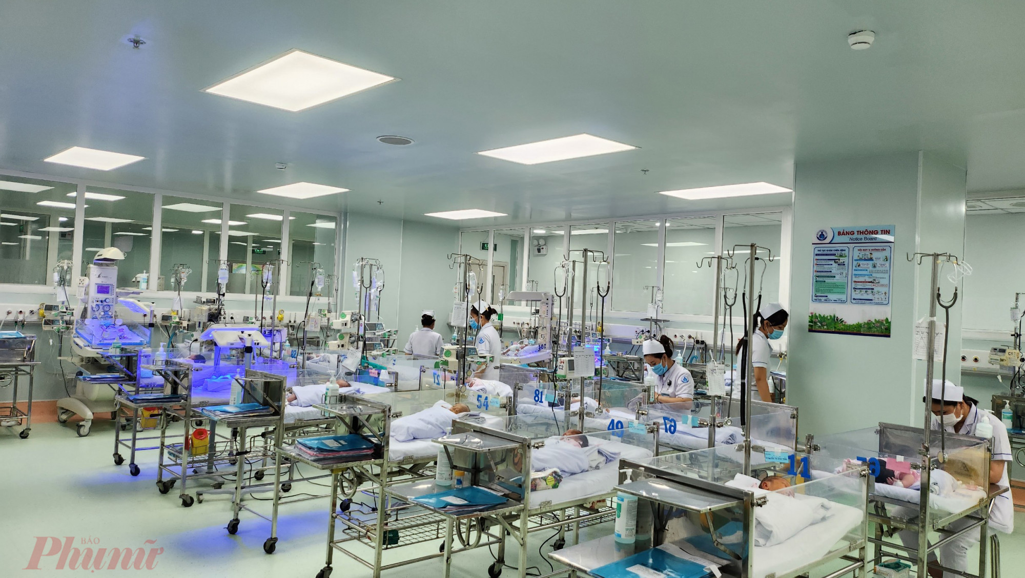 Trung tâm Hồi sức cấp cứu tại Bệnh viện Nhi Đồng 1 với nhiều trang thiết bị nhiều đại