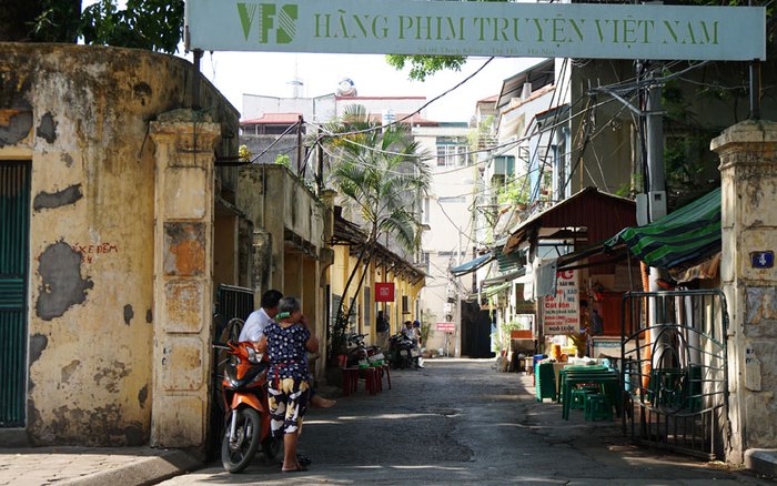 Hãng phim truyện Việt Nam đổ nát, xuống cấp (ảnh: Internet)