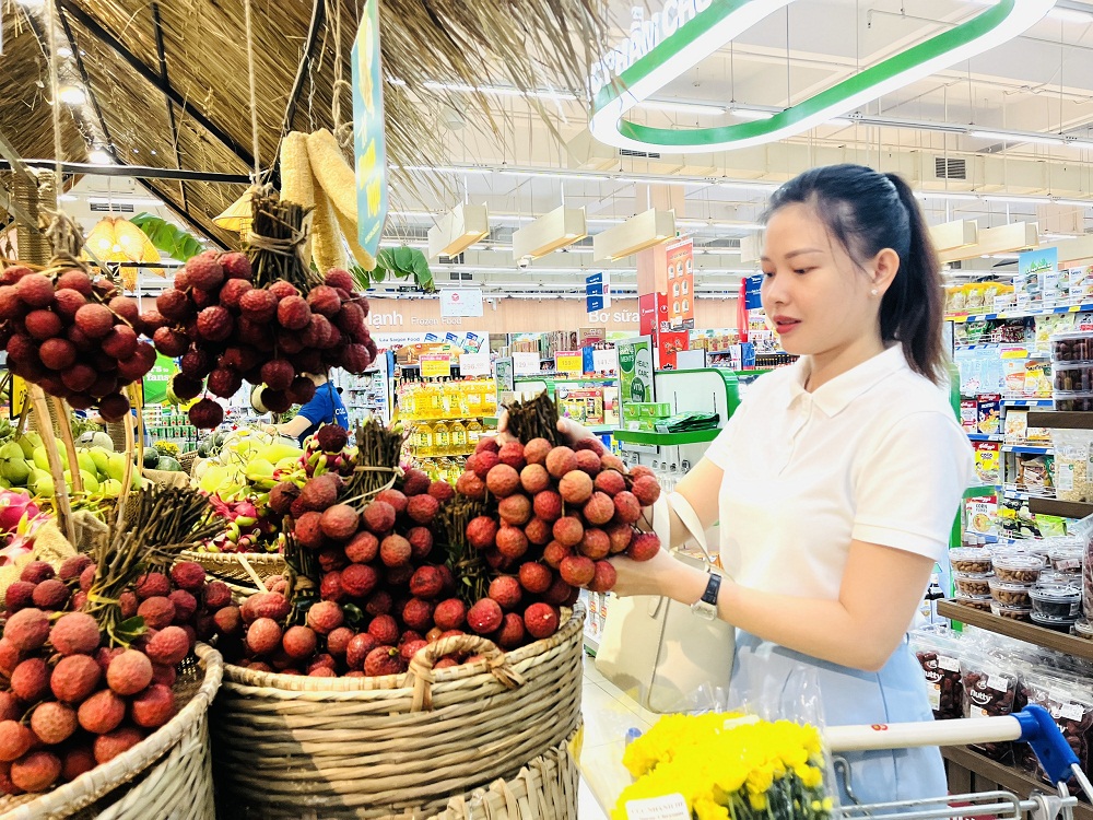 Co.opmart và Co.opXtra giảm giá các mặt hàng từ 28 - 60% - Ảnh: Saigon Co.op
