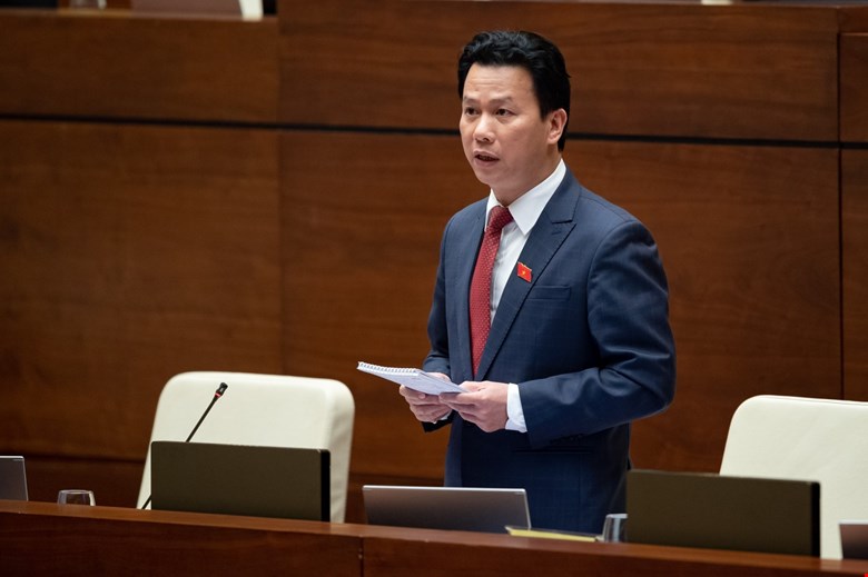 Bộ trưởng Đặng Quốc Khánh giải đáp nhiều băn khoăn của ĐBQH về Dự thảo luật đất đai (sửa đổi)
