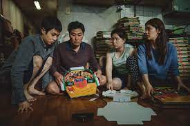 Phim kinh dị-hài Parasite - siêu phẩm đầu tiên của Hàn giành giải Oscar- thể hiện rõ nét văn hóa pha trộn 