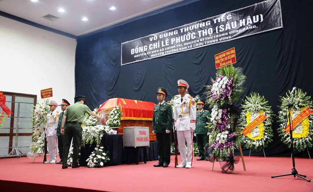 lễ tang nguyên Trưởng Ban Tổ chức Trung ương Lê Phước Thọ được tổ chức theo nghi thức cấp nhà nước.