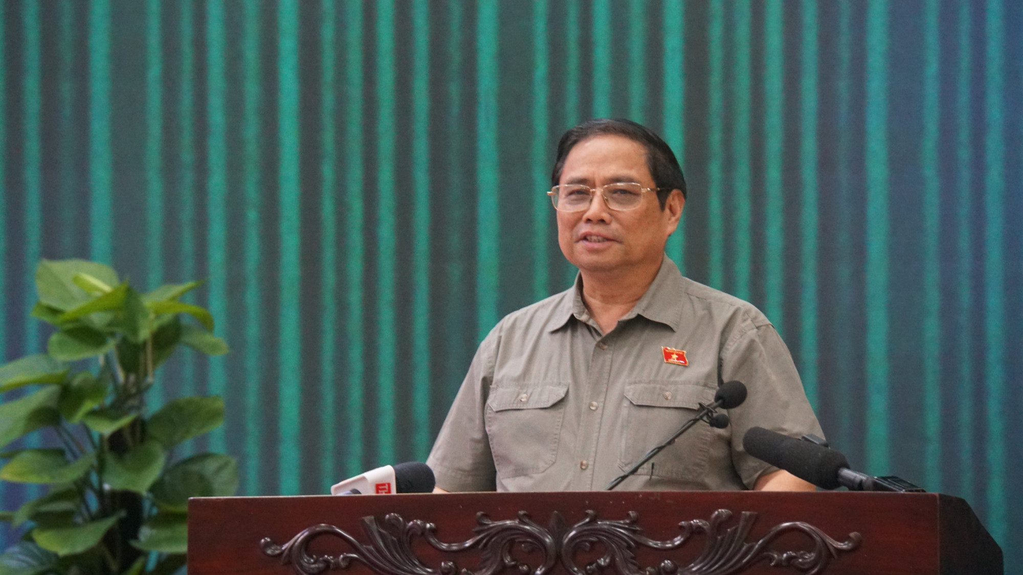 Thủ tướng Phạm Minh Chính thông tin về tình hình KT-XH và trả lời các kiến nghị của cử tri