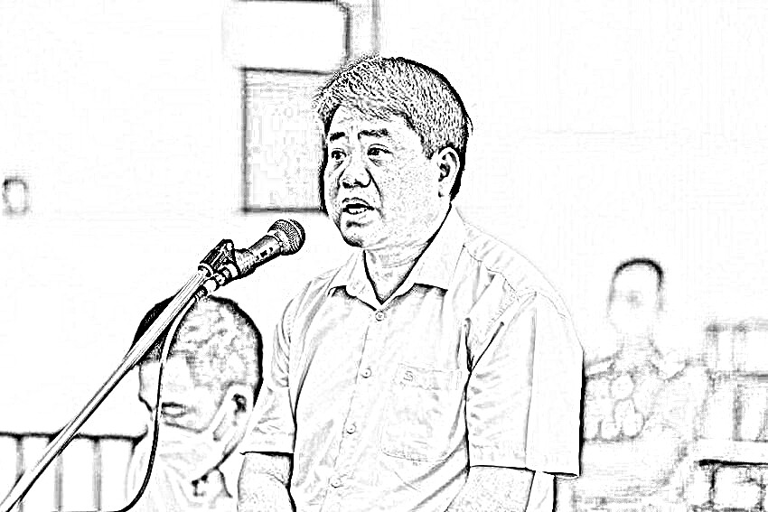 Cựu chủ tịch UBND TP Hà Nội Nguyễn Đức Chung tại tòa ngày 20-6.