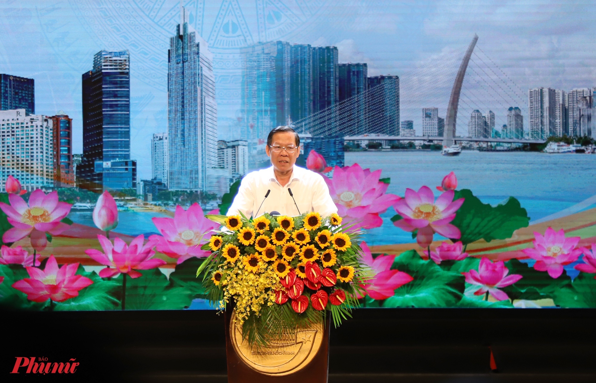Ông Phan Văn Mãi - Chủ tịch UBND TPHCM phát biểu trong lễ phát động vào sáng 13/7