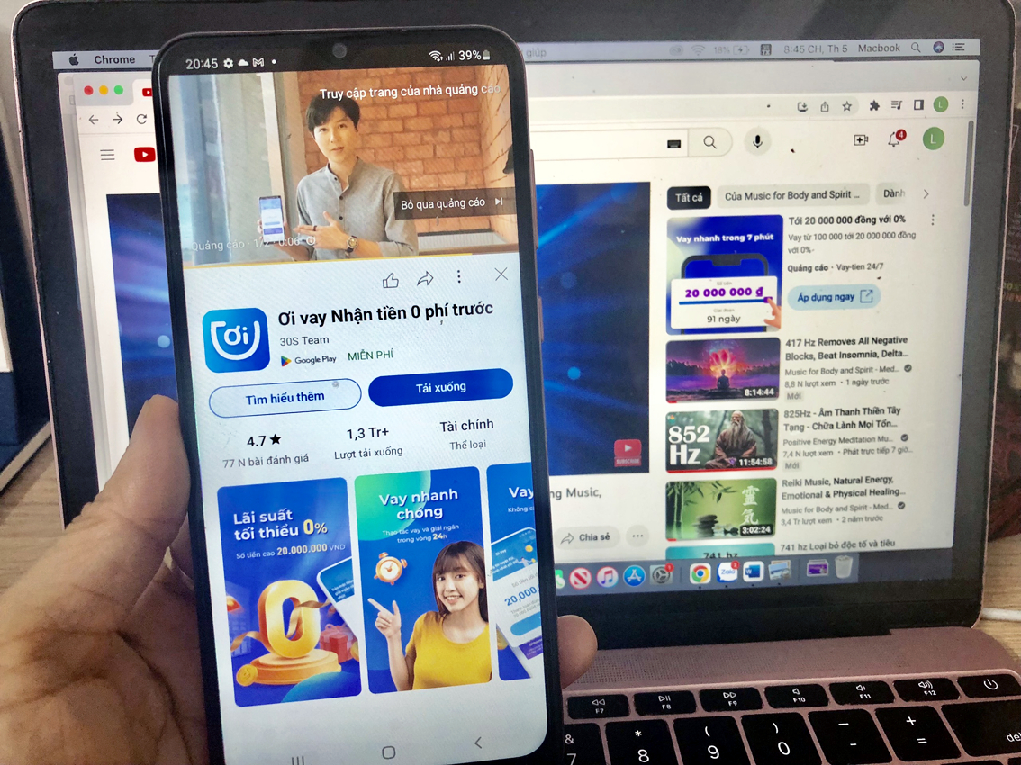 Các đoạn video quảng cáo về các app cho vay tiền xuất hiện dày đặc trên mạng xã hội YouTube