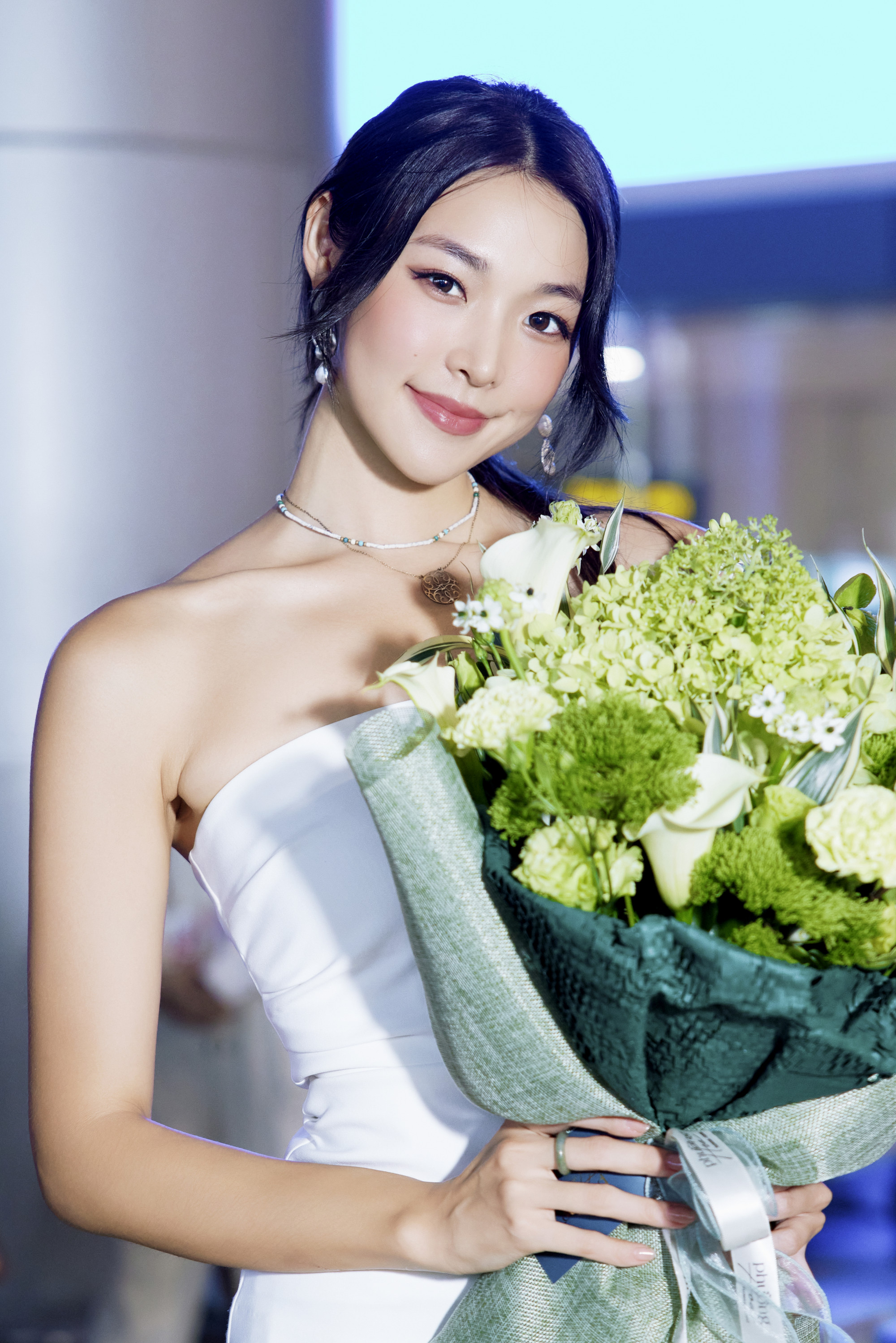 Được biết, trước khi đăng quang Miss Earth 2022, Mina Sue Choi cũng đã đoạt Danh hiệu Á hậu 1 Hoa hậu Hàn Quốc  2021. 