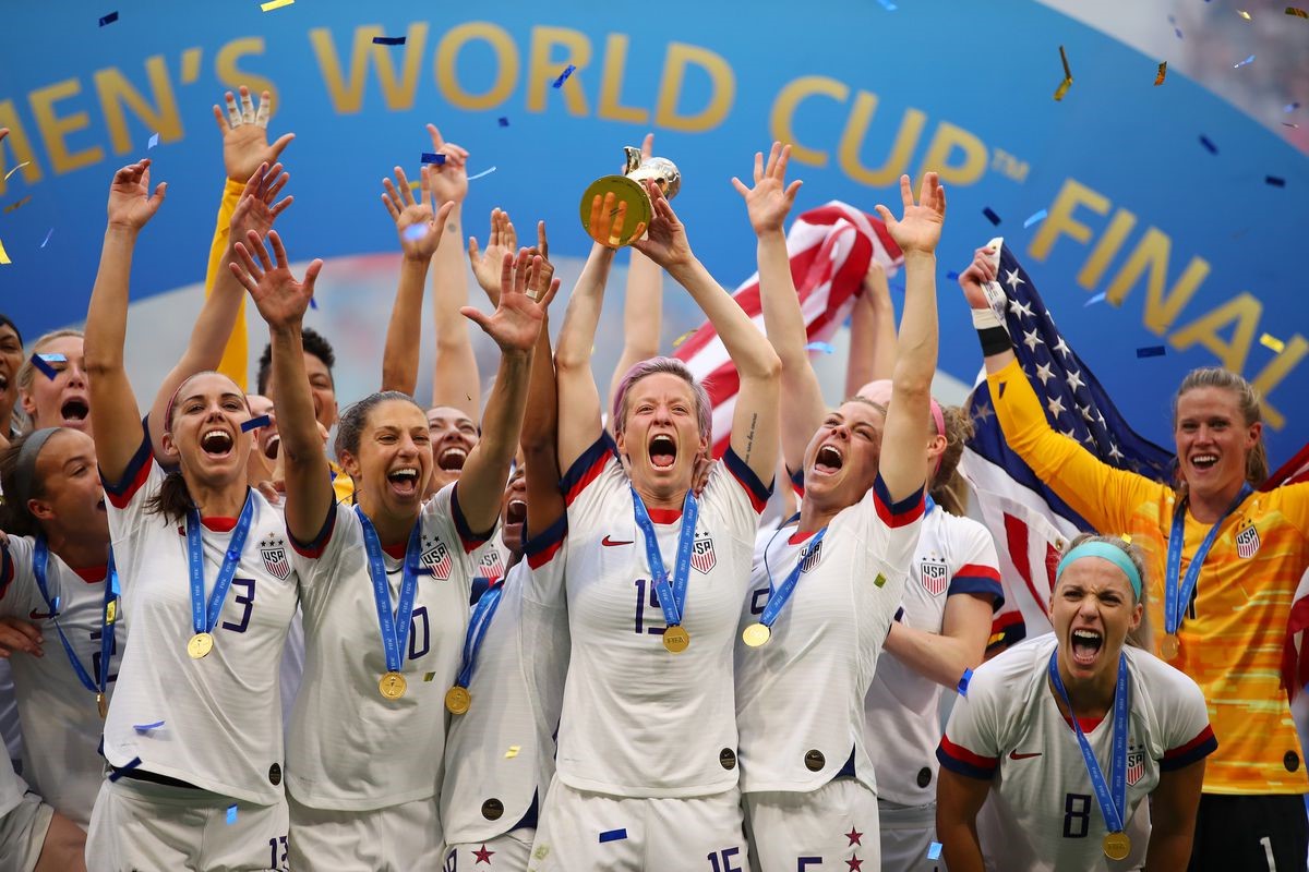 Đội tuyển bóng đá nữ Mỹ chỉ nhận được 4 triệu USD sau khi vô địch World Cup 2019 - Ảnh: Vox