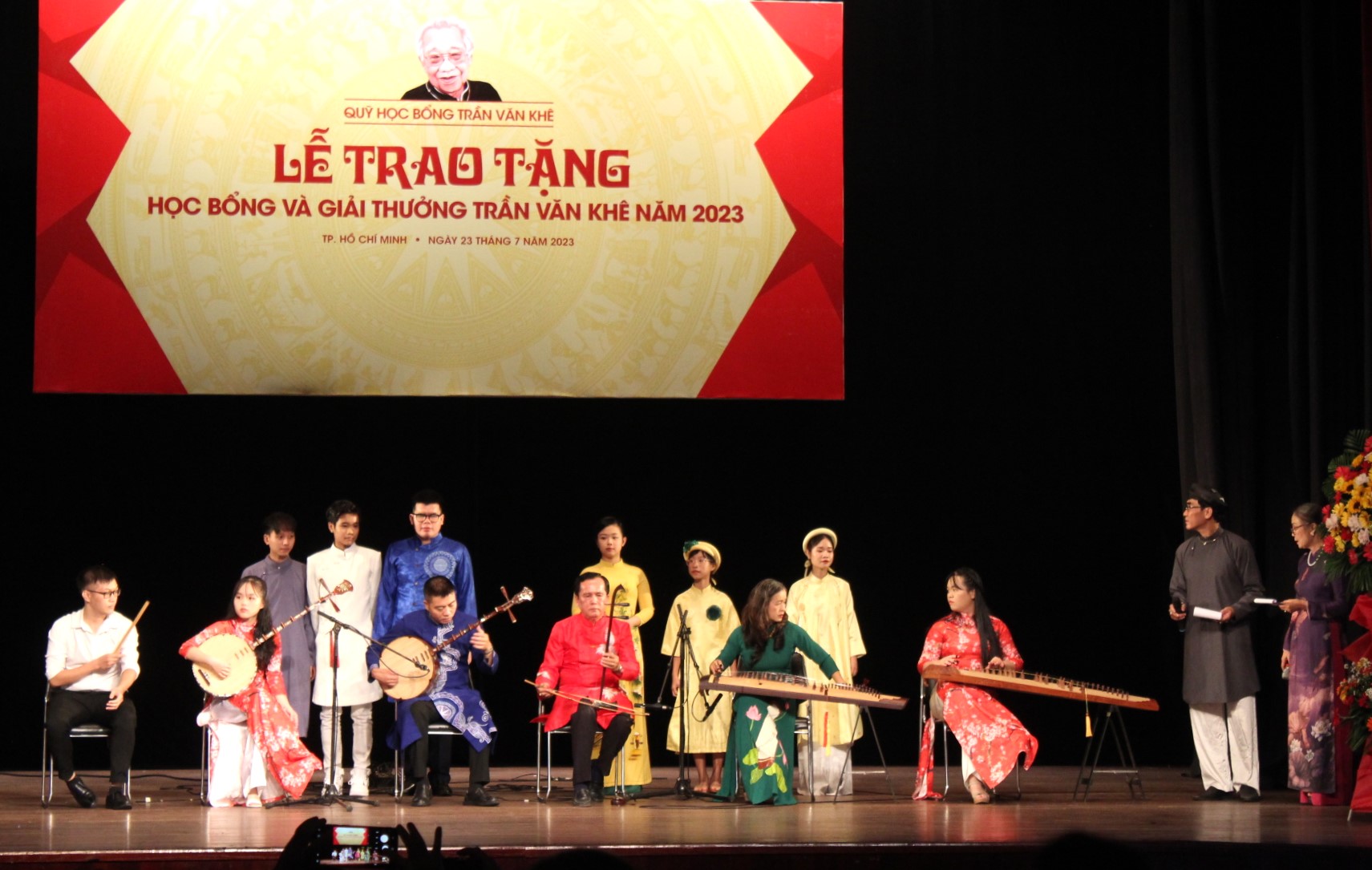 Những gương mặt được tôn vinh giải thưởng và nhận học bổng Trần Văn Khê 2023.