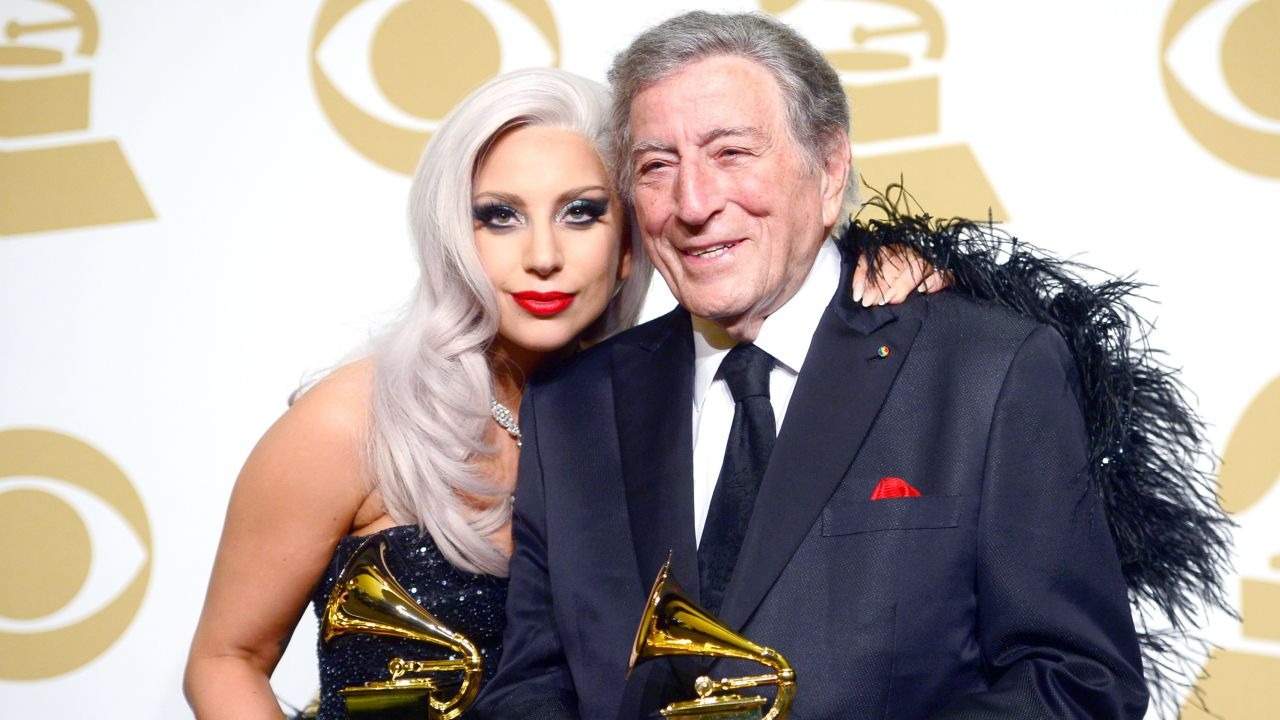 Huyền thoại Tony Benett và Lady Gaga tại Grammy 2014 với 2 chiến thắng cho album Cheek to Cheek