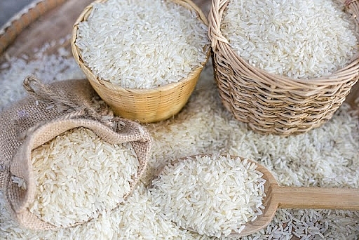 Giá gạo xuất khẩu tăng khiến giá lúa trong nước cũng tăng mạnh (ảnh minh họa).