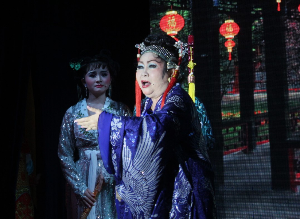 Nghệ sĩ Xuân Yến là cô đào đa năng của sân khấu cải lương tuồng cổ, diễn tốt cả