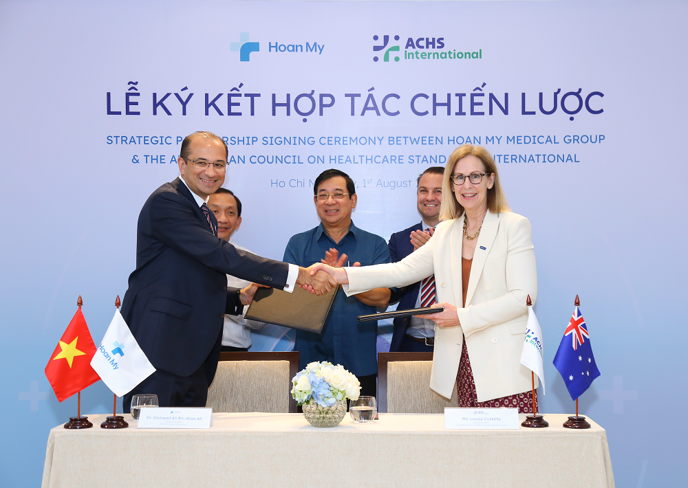 Lễ ký kết hợp tác giữa Tập đoàn Y khoa Hoàn Mỹ và ACHSI với sự chứng kiến của đại diện Bộ Y tế, Sở Y tế TPHCM và đại diện Cơ quan Thương mại và Đầu tư của Chính phủ Úc tại Việt Nam - Ảnh: Hoàn Mỹ