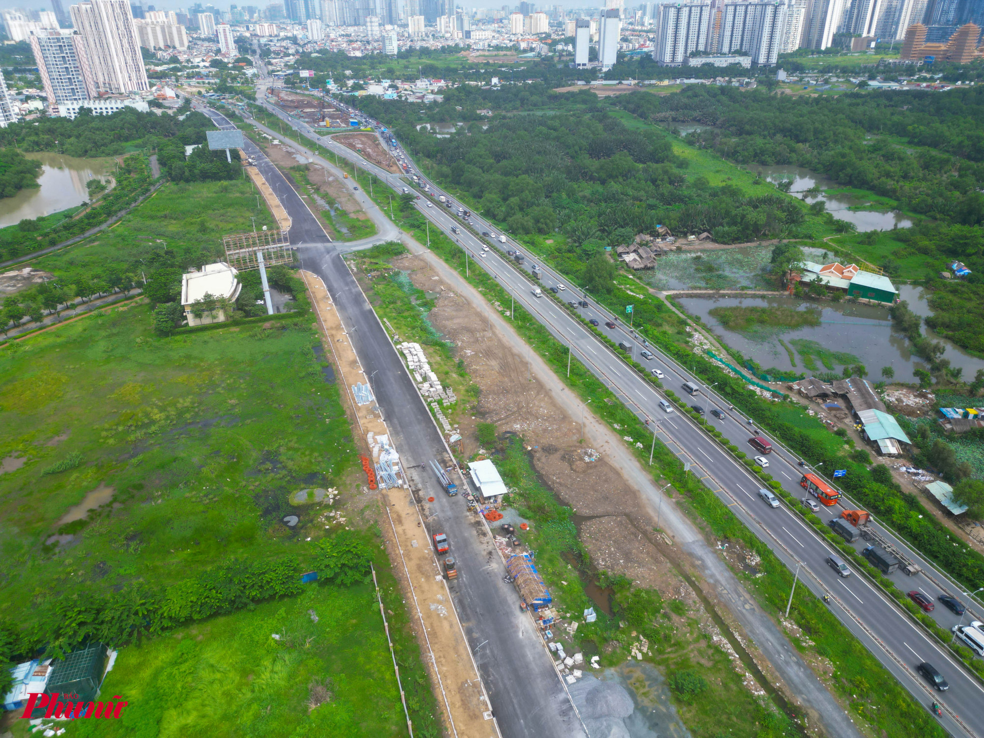 Chiều dài toàn tuyến này khoảng 3,3km. Trong đó đoạn từ nút giao An Phú (đoạn đường Nguyễn Thị Định) đến đường Đỗ Xuân Hợp dài gần 2,8km. Đoạn từ Đỗ Xuân Hợp đến Vành đai 2 dài hơn 500m.