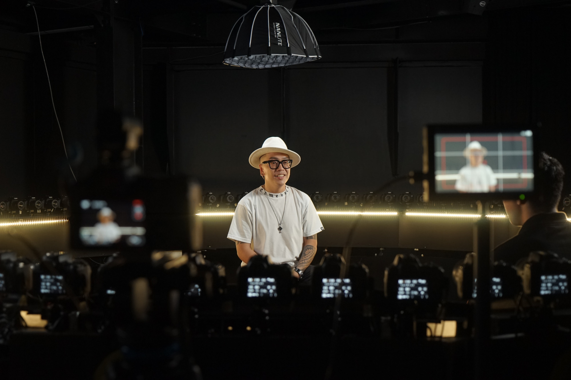 Ngoài sản xuất âm nhạc, Nguyễn Hoàng Duy cho rằng NSX âm nhạc hiện tại cần biết nhiều thứ hơn, có thể hoạch định chiến lược