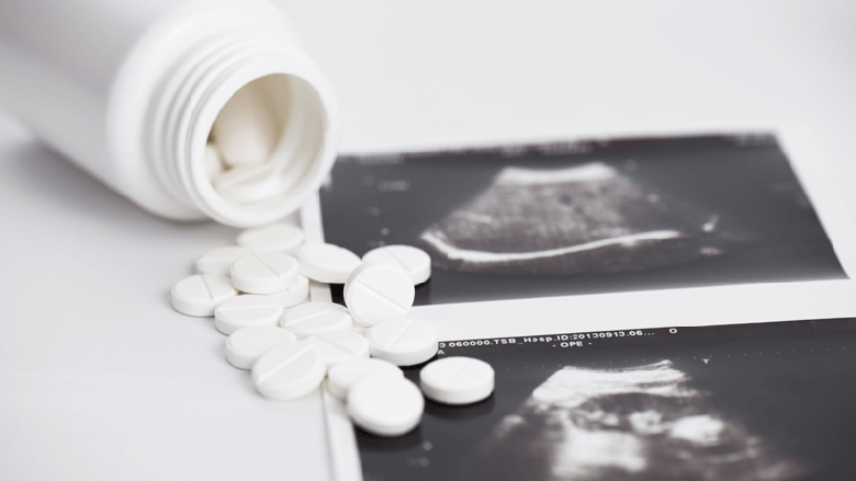 Các bác sĩ cảnh báo sự nguy hiểm của việc tự mua thuốc phá thai có thể dẫn tới tử vong