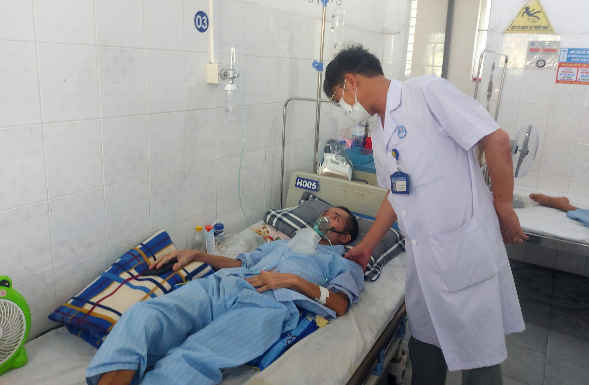 Đến nay, Bệnh viện Phổi Nghệ An đã tiếp nhận 8 bệnh nhân mắc bụi phổi nhưng tất cả đều không còn cơ hội điều trị - Ảnh: Phan Ngọc