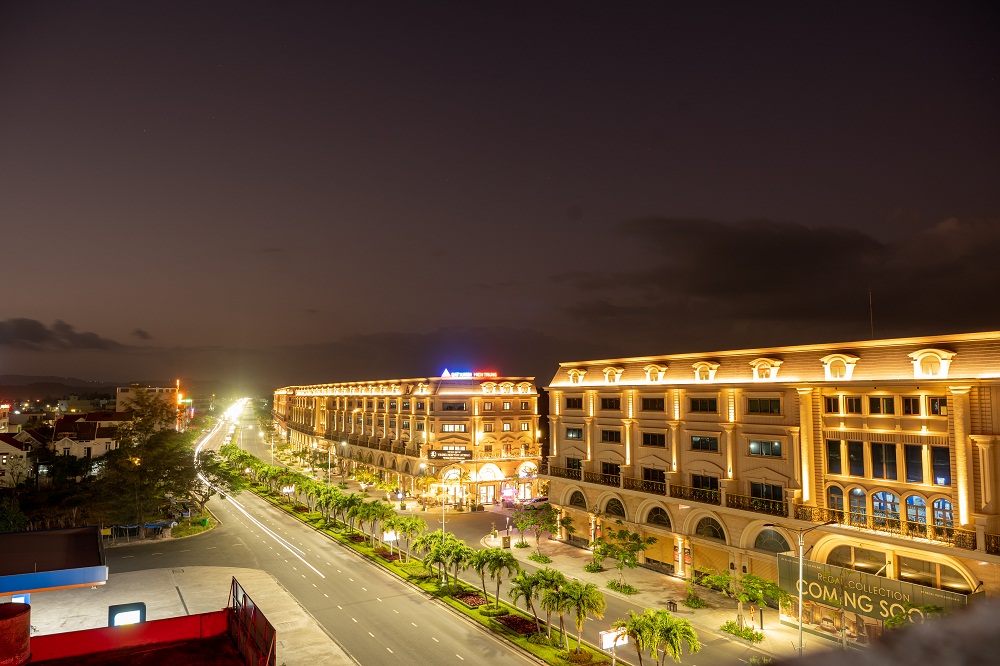 Regal Maison Phu Yen - Lâu đài biển kinh doanh lâu dài (Tuy Hòa, Phú Yên)