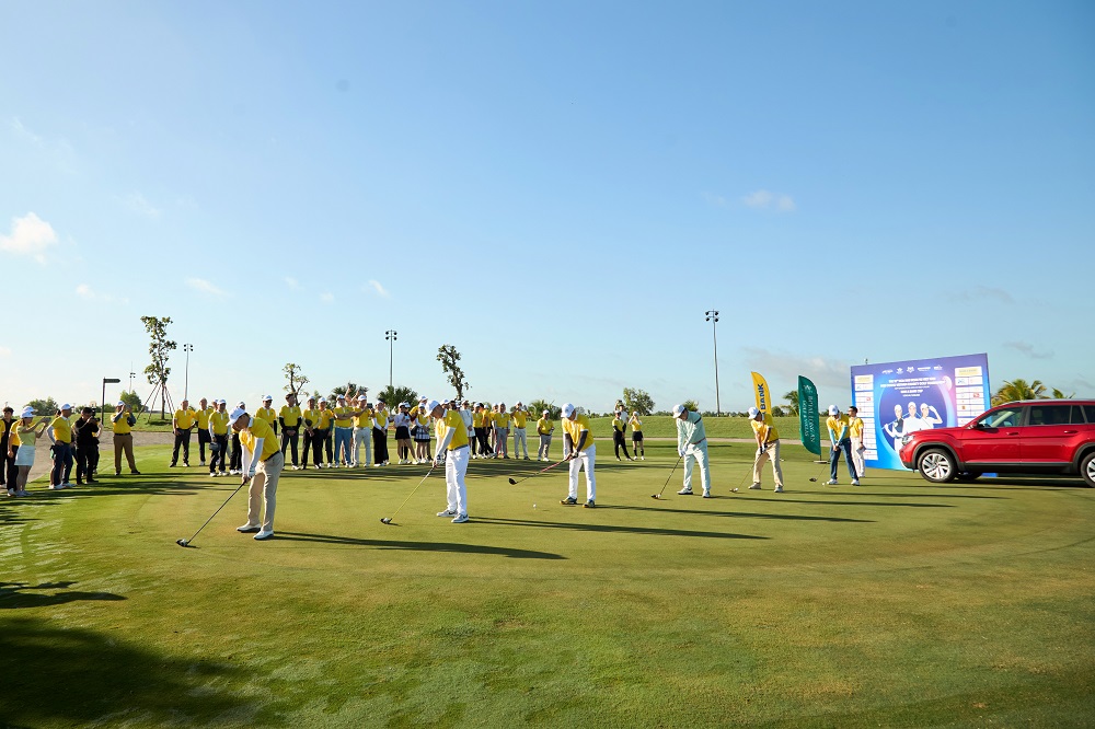 Giải Golf nâng cao tinh thần rèn luyện thể thao kết hợp cùng hoạt động cộng đồng ý nghĩa - Ảnh: Nam A Bank