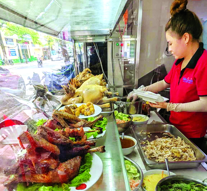 Tiệm cơm gà Hà ở Nha Trang