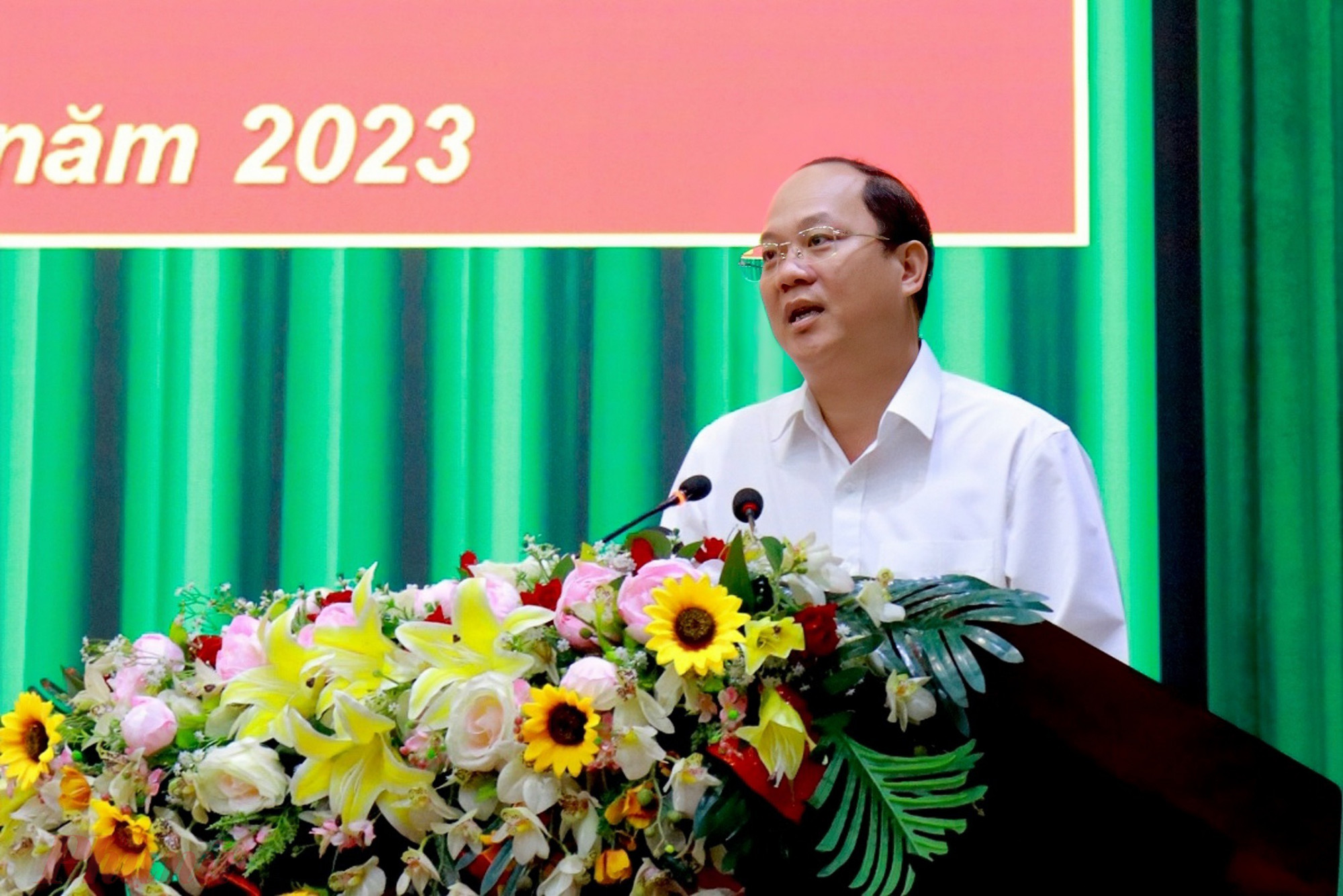 Phó Bí thư Thành ủy TPHCM Nguyễn Hồ Hải trân trọng biểu dương 98 gương cựu chiến binh tiêu biểu