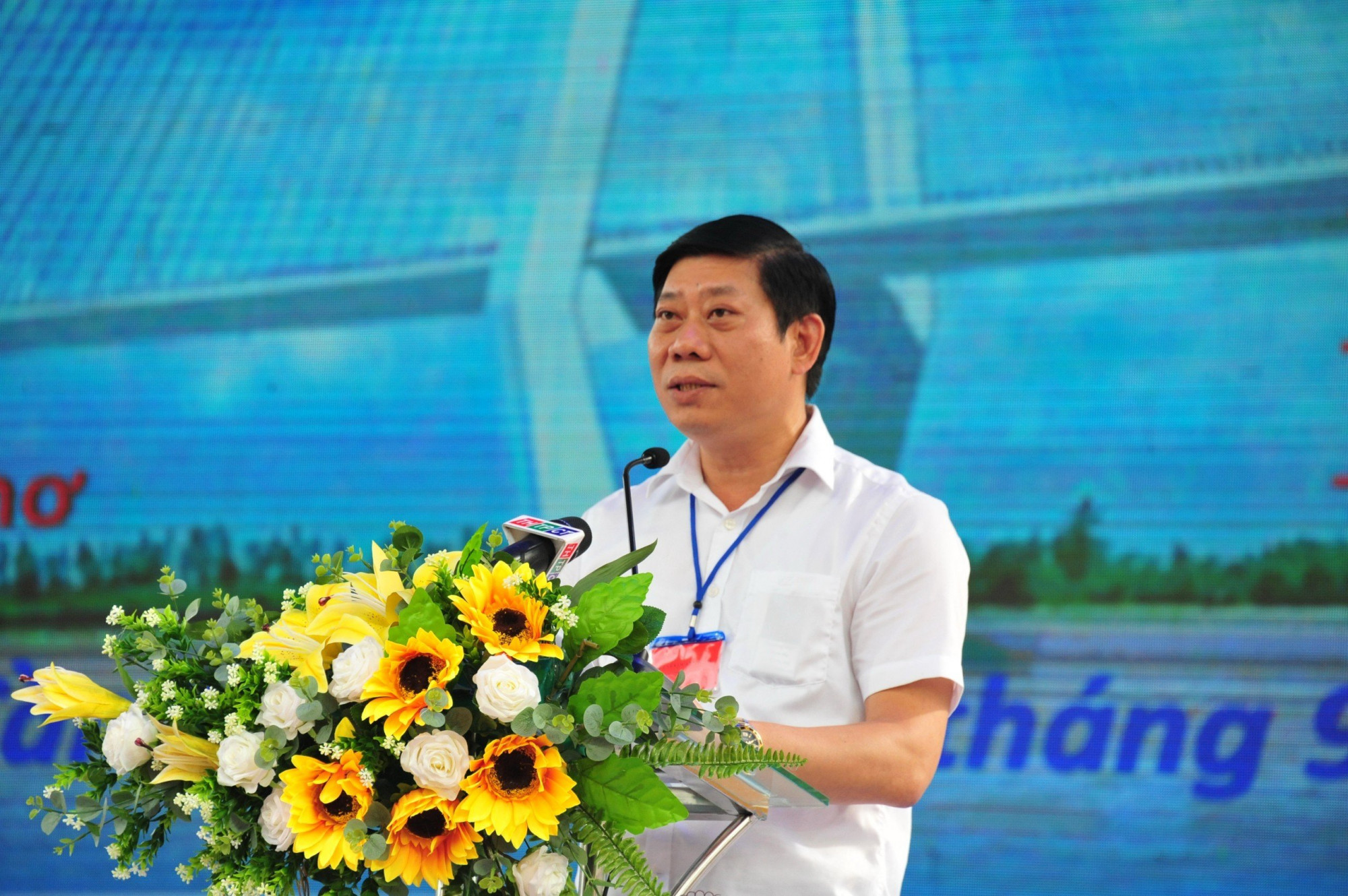 Ông Nguyễn Quang Hùng - Cục trưởng Cục Kiểm ngư (Bộ Nông nghiệp và Phát triển nông thôn)  phát biểu tại buổi lễ