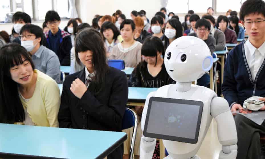 Các trường học ở Kumamoto dùng robot để giúp học sinh lấy lại tự tin khi giao tiếp với giáo viên và bạn học