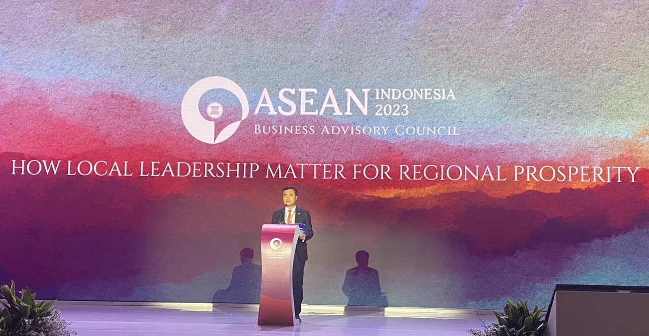 Phó Chủ tịch Uỷ ban Nhân dân TPHCM Bùi Xuân Cường phát biểu tại Hội nghị Thượng đỉnh Kinh doanh và Đầu tư ASEAN (ABIS 2023).